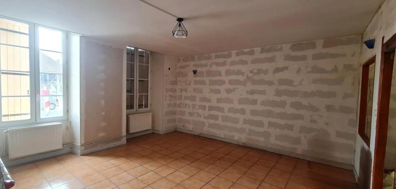 Maison - 232 m² - 8 pièces