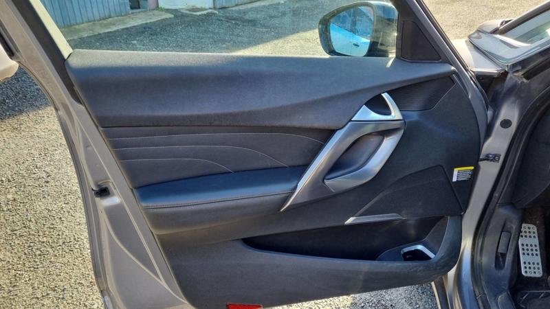 Ds Ds 5 2.0 Blue HDi 181 Eat6 Sport Chic - Automatique Entretien constructeur