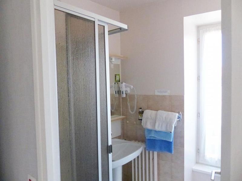 Maison - 200 m² - 13 pièces