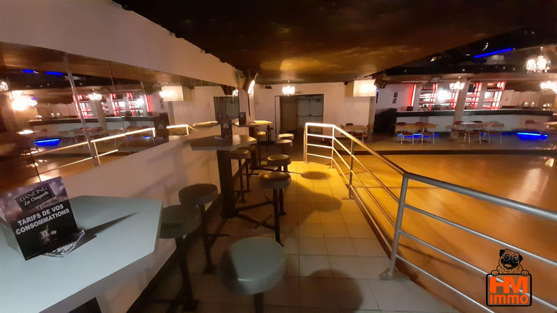 Fonds de commerce - 624 m²