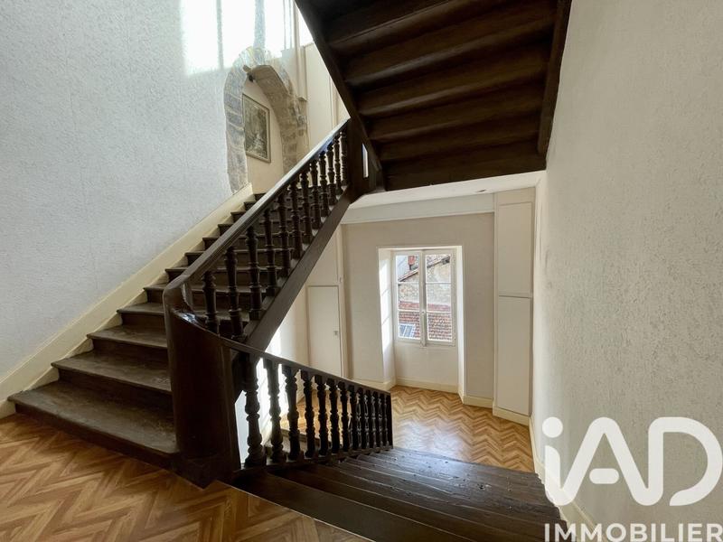 Appartement - 170 m² - 6 pièces
