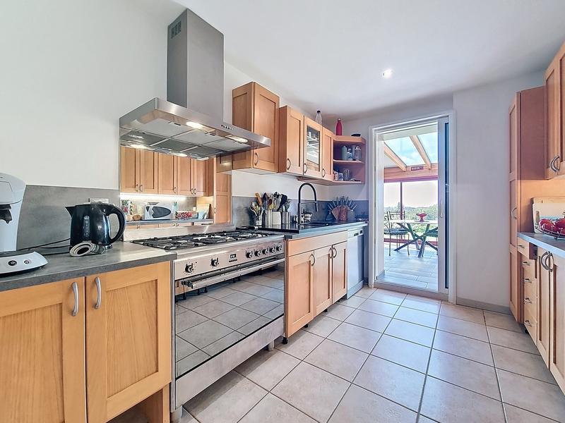 Maison - 123 m² - 7 pièces