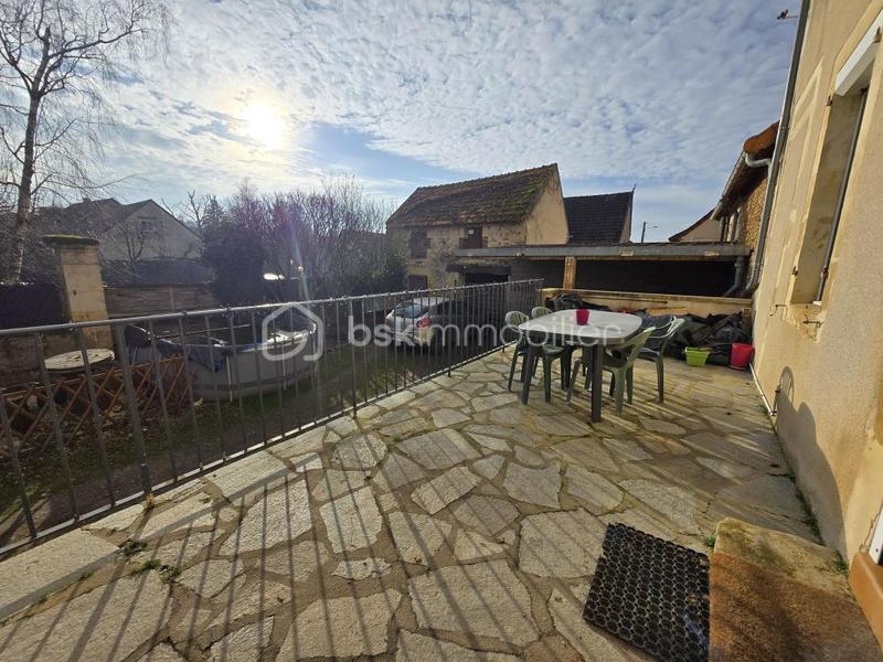 Maison en pierre - 400 m² - 14 pièces