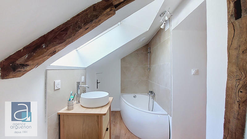 Maison - 139 m² - 7 pièces