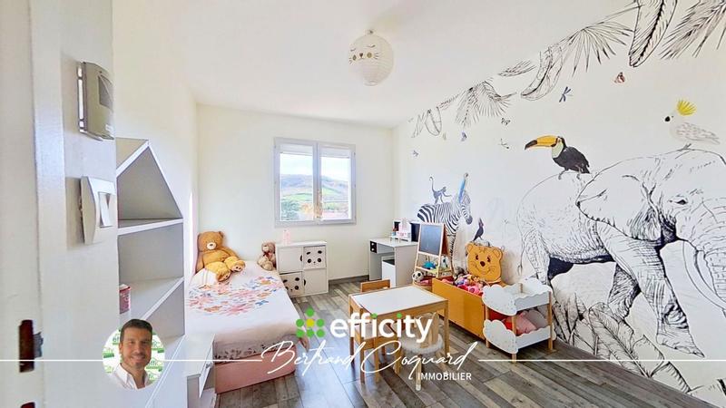 Villa - 127 m² - 6 pièces