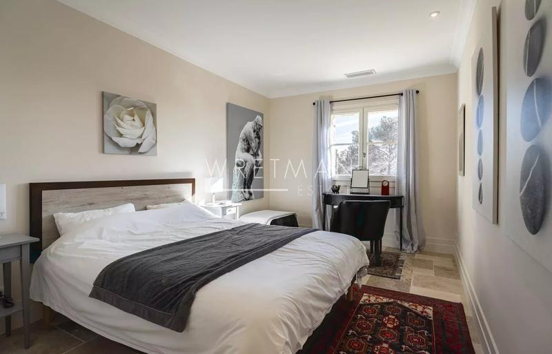 Bastide - 328 m² - 8 pièces