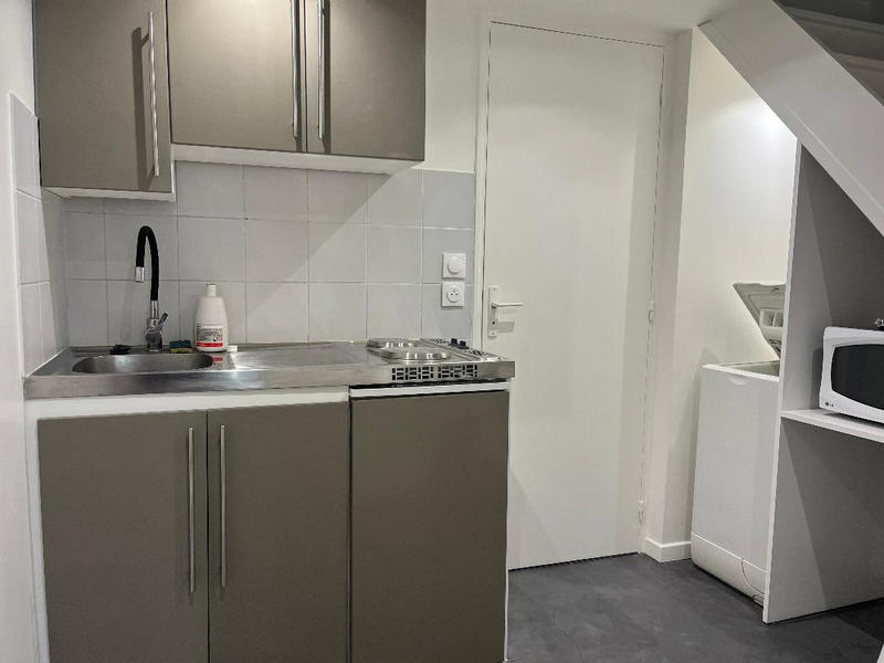 Local commercial - 74 m² - 6 pièces