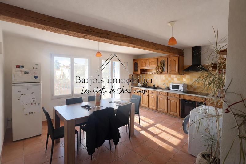 Appartement - 100 m² - 3 pièces