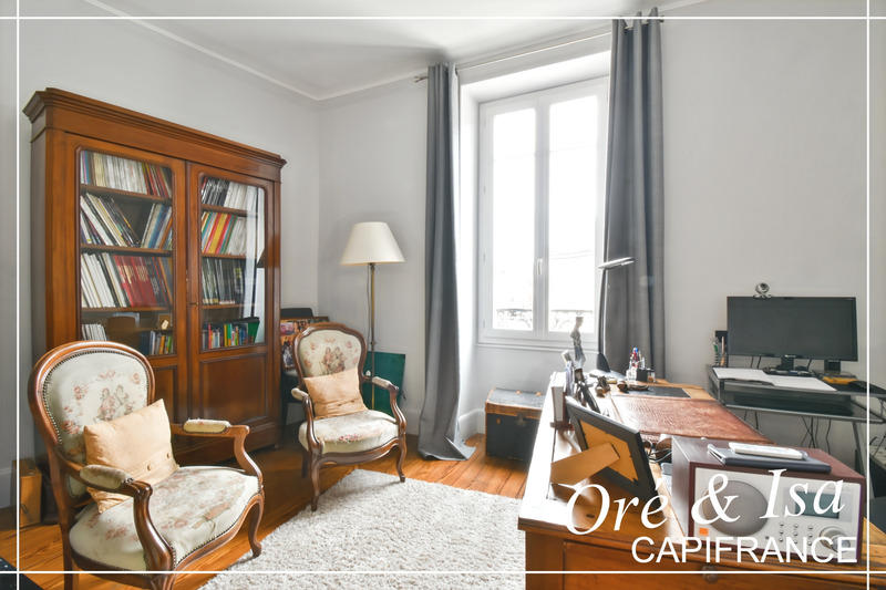 Maison de village - 338 m² - 15 pièces