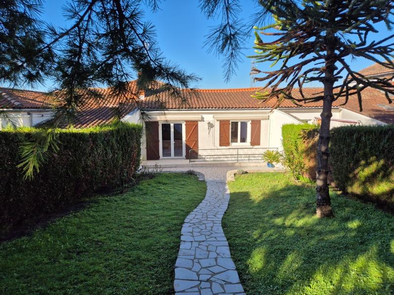 Maison en pierre - 70 m² - 3 pièces