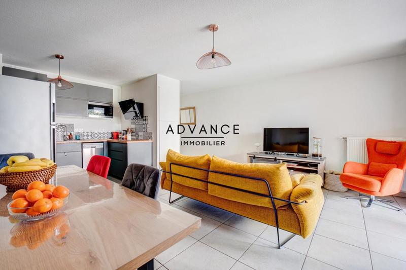 Appartement - 65 m² - 3 pièces