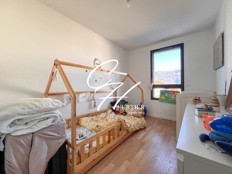 Appartement - 89 m² - 4 pièces