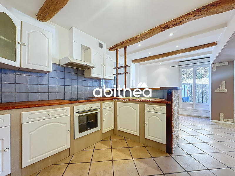 Appartement - 84 m² - 3 pièces