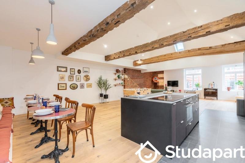 Chambre - 11 m² - 1 pièce