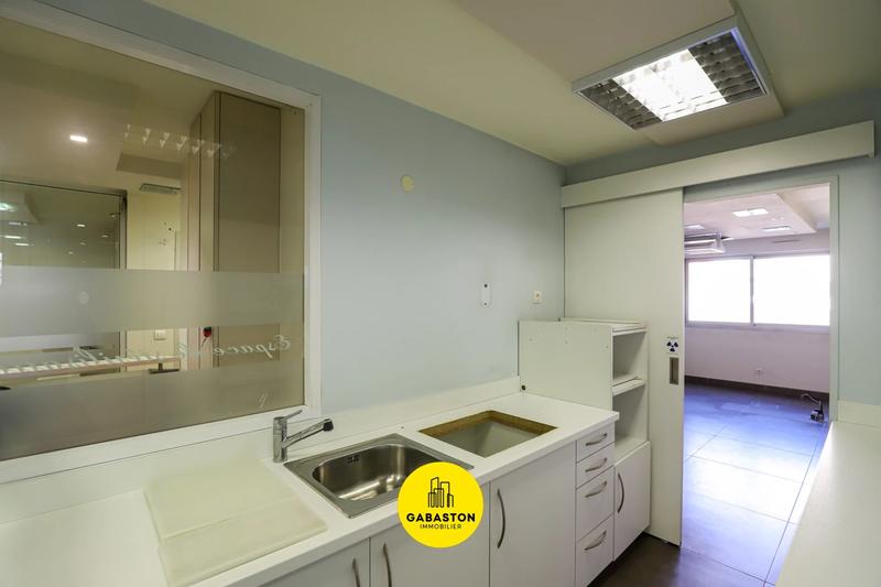 Appartement - 89 m² - 3 pièces