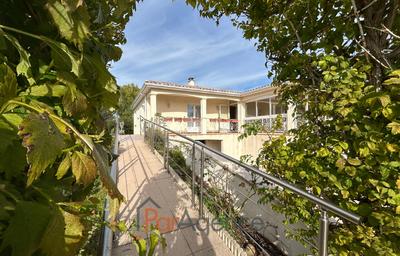 Maison - 153 m² - 5 pièces