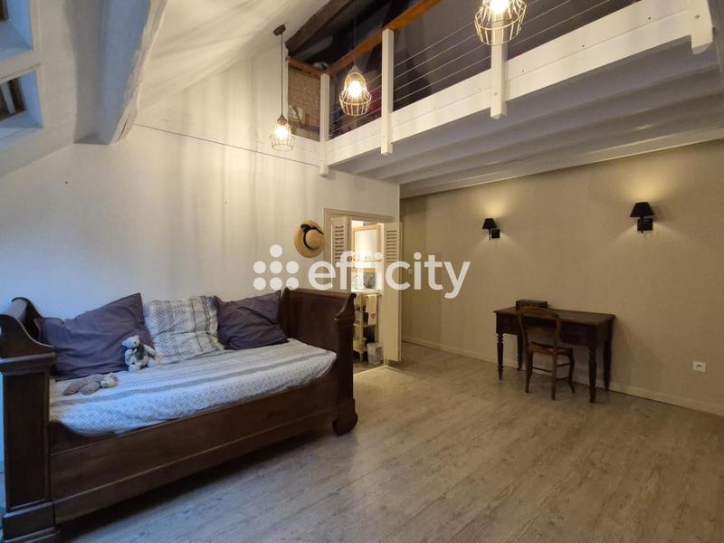 Longère - 197 m² - 8 pièces