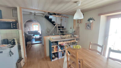 Maison - 132 m² - 8 pièces