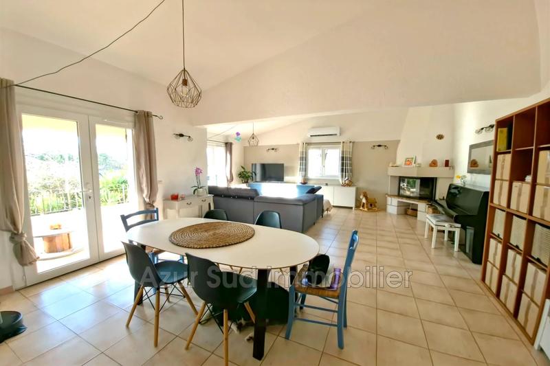 Maison - 147 m² - 5 pièces