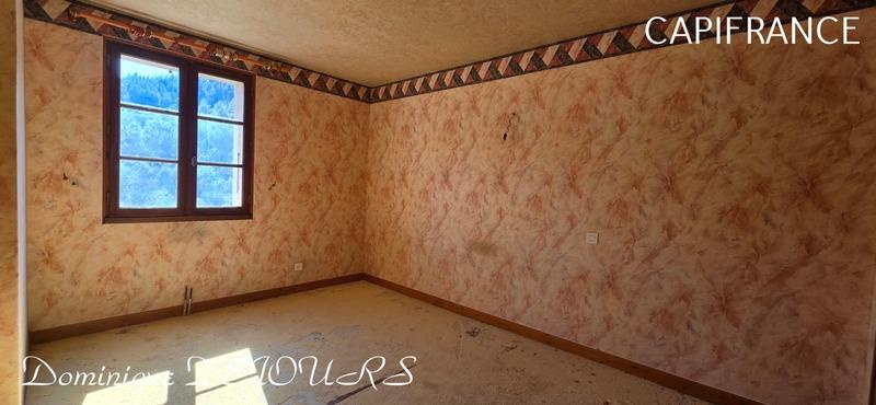 Maison - 136 m² - 6 pièces