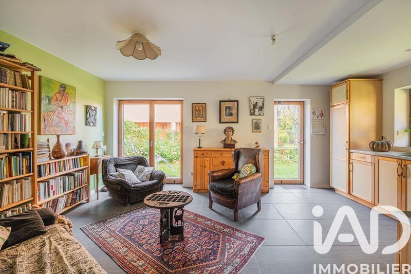 Maison - 254 m² - 10 pièces