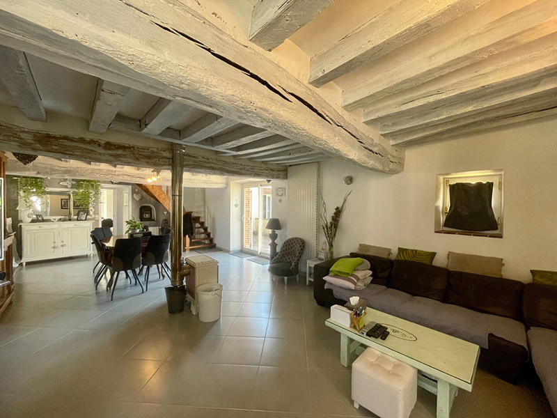 Maison - 200 m² - 8 pièces