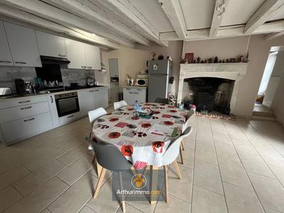 Maison - 130 m² - 4 pièces