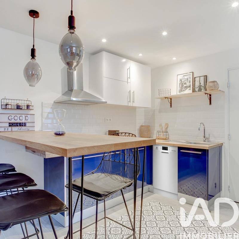 Maison - 172 m² - 10 pièces