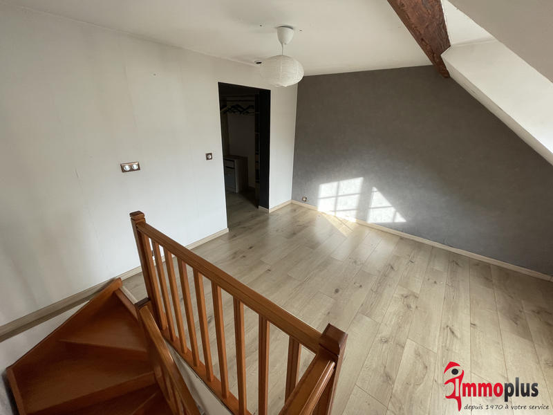 Maison - 196 m² - 7 pièces