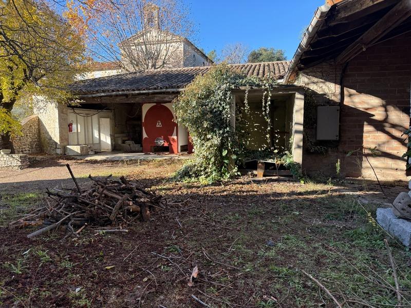 Maison - 250 m² - 10 pièces