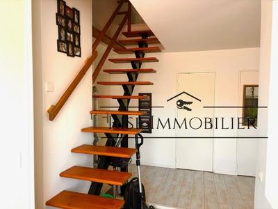 Appartement - 94 m² - 4 pièces