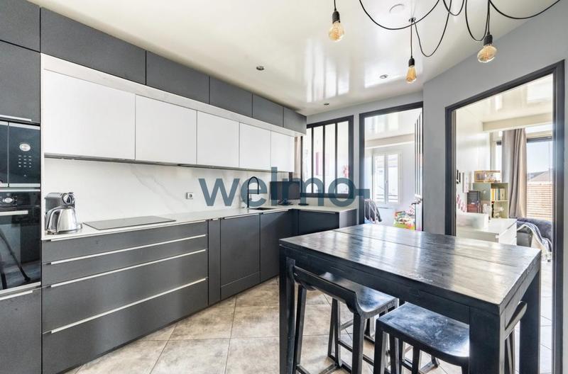 Appartement - 125 m² - 4 pièces