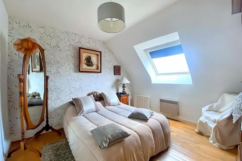 Maison - 232 m² - 5 pièces