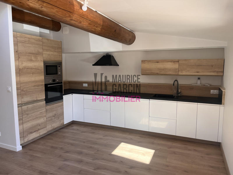 Maison - 137 m² - 5 pièces