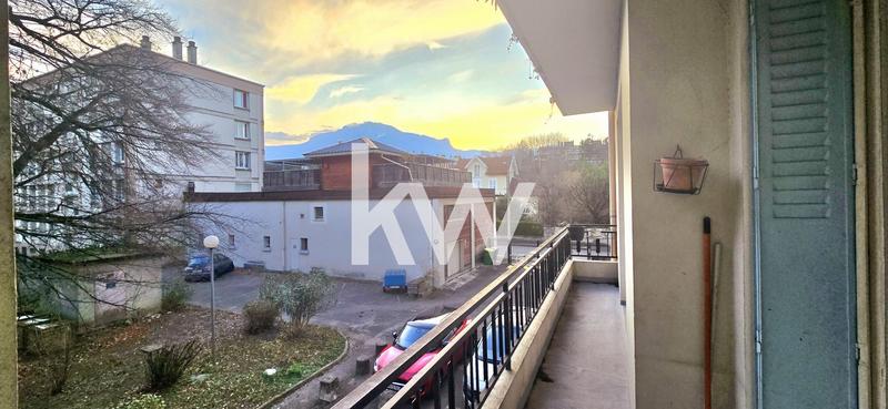 Appartement - 72 m² - 3 pièces