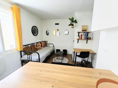 Immeuble - 192 m² - 11 pièces