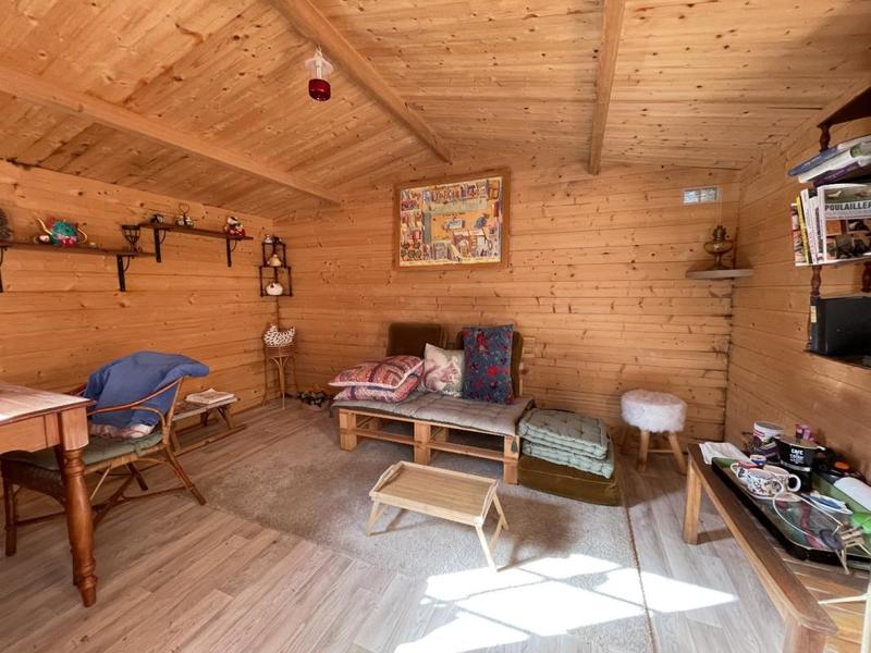 Demeure - 165 m² - 8 pièces