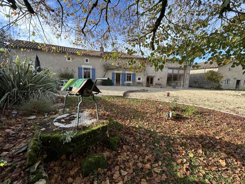 Maison - 136 m² - 7 pièces