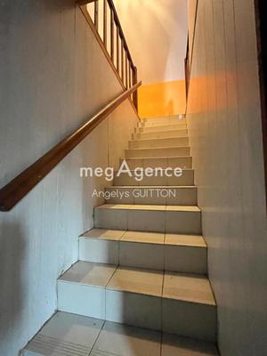 Maison - 160 m² - 6 pièces