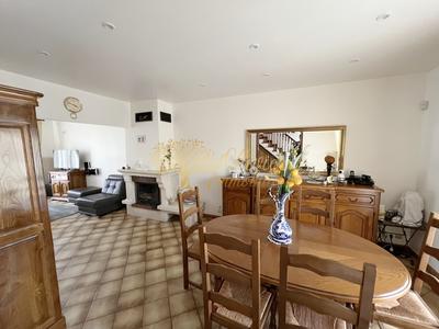 Maison - 113 m² - 6 pièces