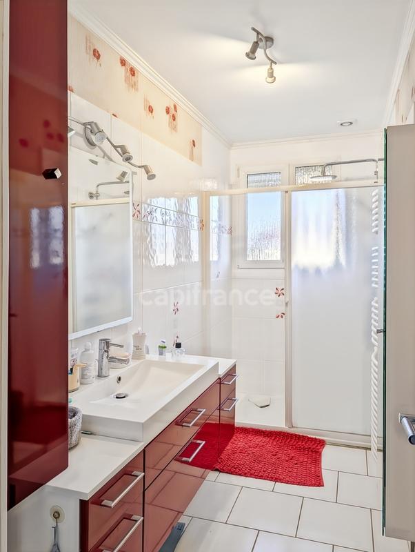 Maison - 113 m² - 5 pièces