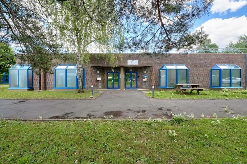 Local d'activité / Entrepôt - 763 m²