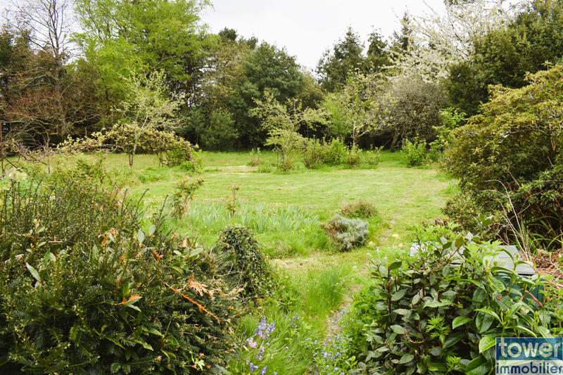 Propriété - 176 m² - 9 pièces