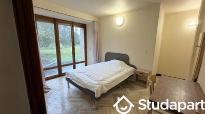 Chambre - 15 m² - 1 pièce