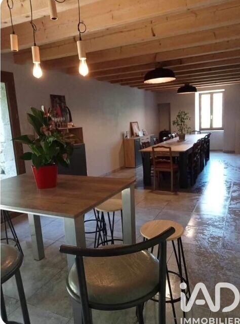 Maison de village - 132 m² - 6 pièces