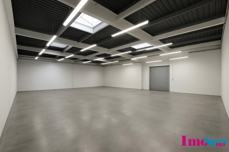Local d'activité / Entrepôt - 800 m²