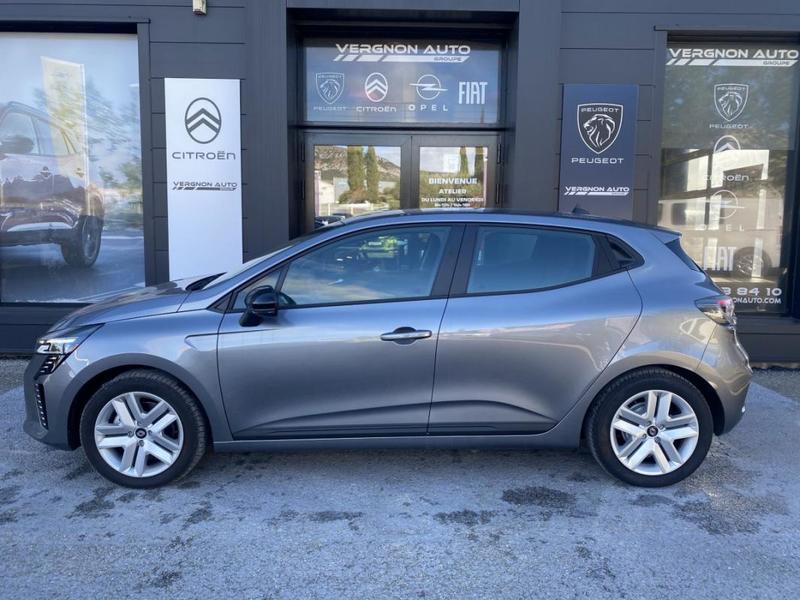 Renault Clio V Evolution E-Tech full hybrid 145 -24