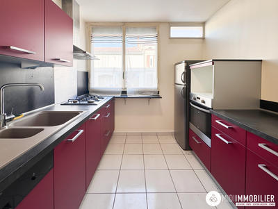 Appartement - 90 m² - 4 pièces