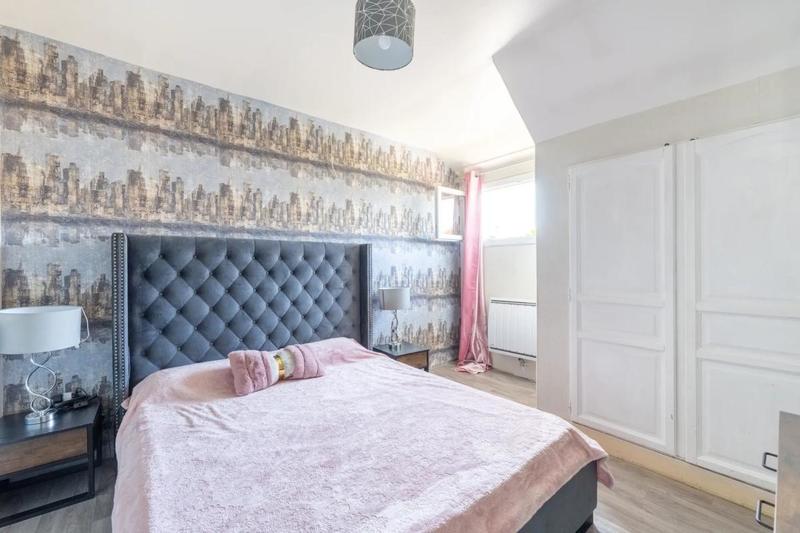 Maison - 100 m² - 6 pièces