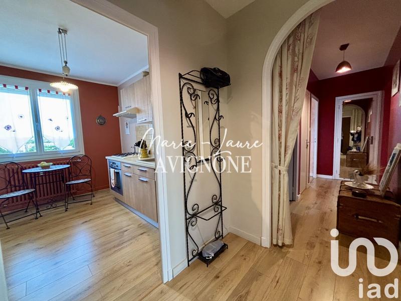 Appartement - 81 m² - 3 pièces